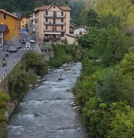 Casa Ramus Valle Camonica A 30 Km Dal Passo Tonale Tatil Evi Edolo